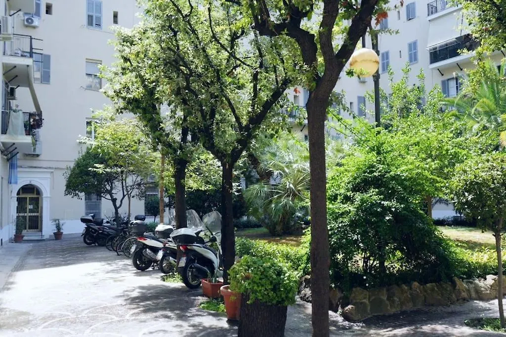 We Home - Leone Apartments - Rome, Vatican Italy