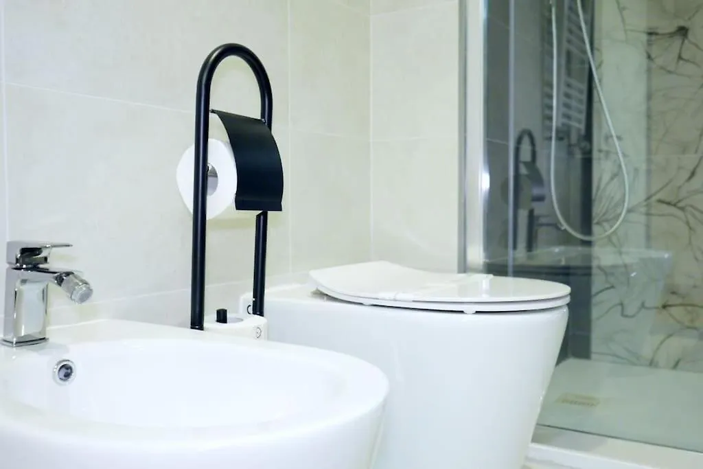 We Home - Leone Apartments - Rome, Vatican Italy